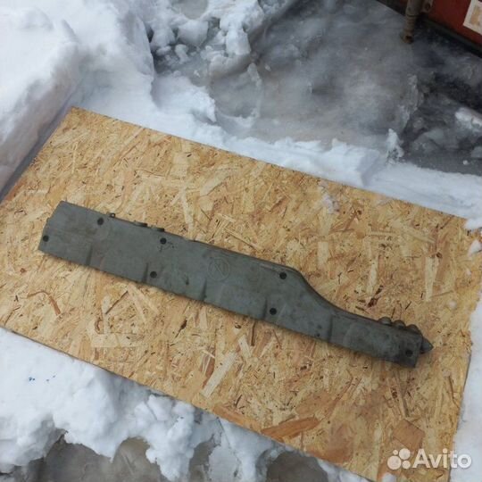 Декоративная крышка двигателя Man Tgx 18.440