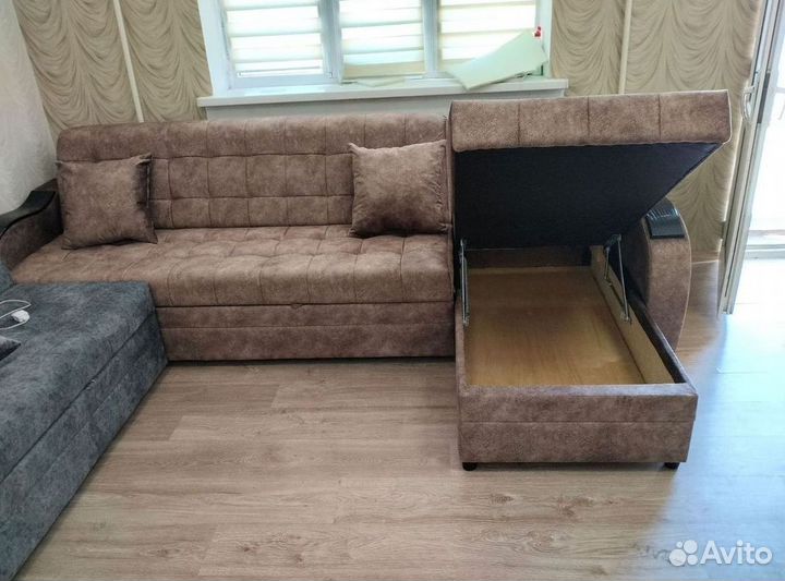 Диван угловой раскладной в наличии