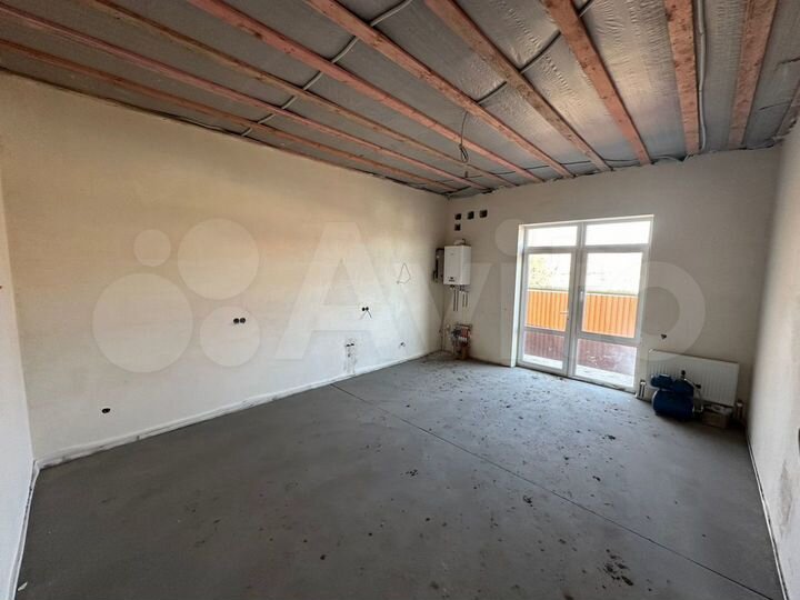 Дом 95 м² на участке 3 сот.