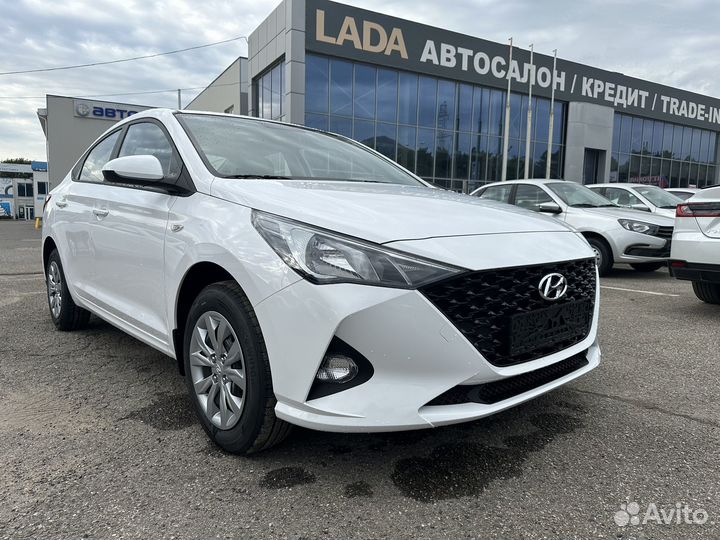 Hyundai Solaris 1.6 AT, 2024, 4 км