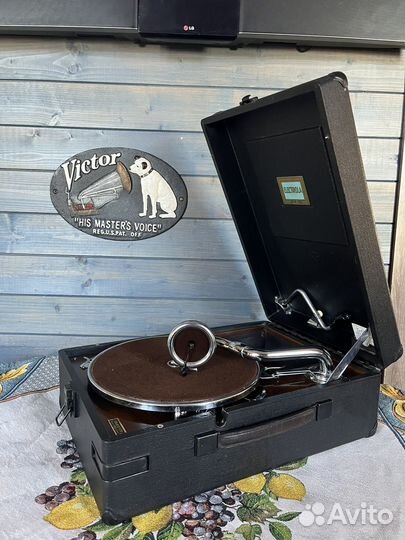 Патефон Electrola 106