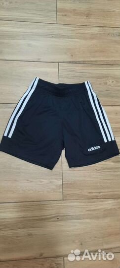 Шорты Adidas 8- 9 лет 140см оригинал новые