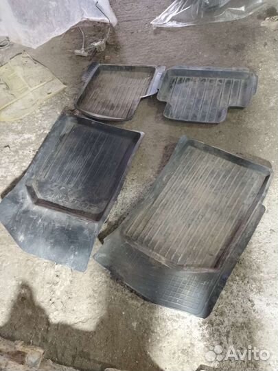 Комплект ковриков Peugeot 206