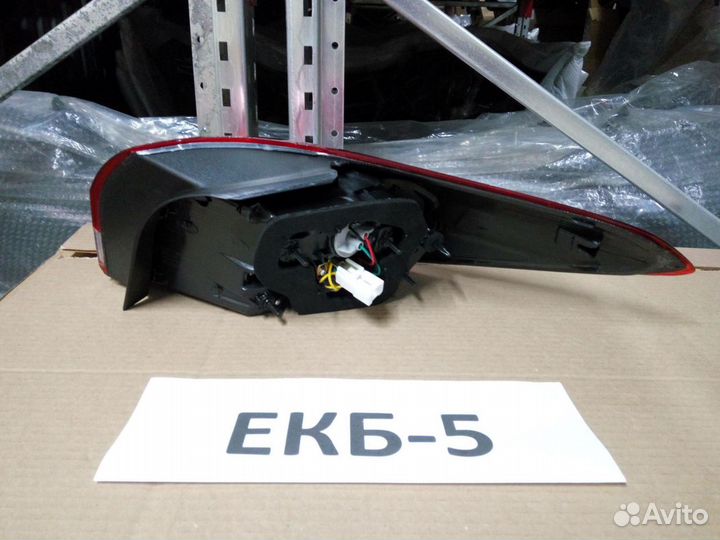 Фонарь наружный левый Киа Серато 3