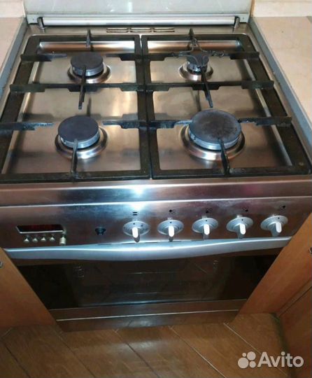 Ремонт плит, духовых шкафов/ вытяжек,холодильников