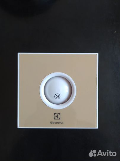 Продам вентилятор вытяжной