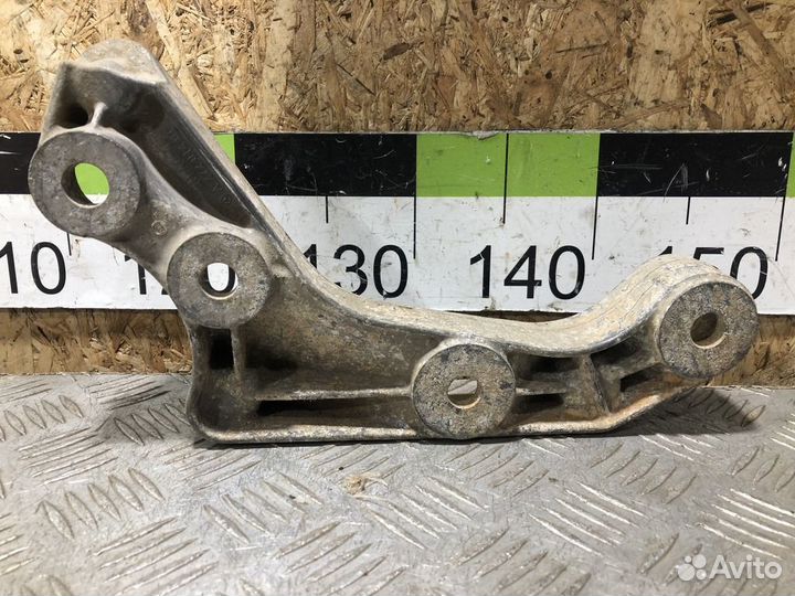 Кронштейн S500 221