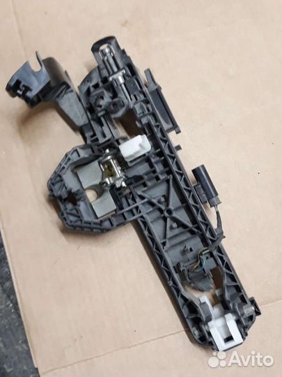 Мерседес Ручка двери внутренняя Лев Mercedes 2015г