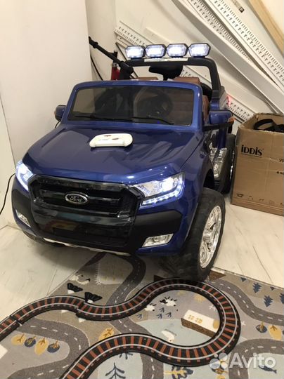 Детский электромобиль бу