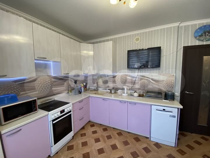 2-к. квартира, 63,7 м², 12/16 эт.