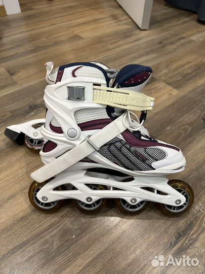 Роликовые коньки