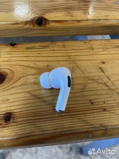 Airpods pro 2 один наушник