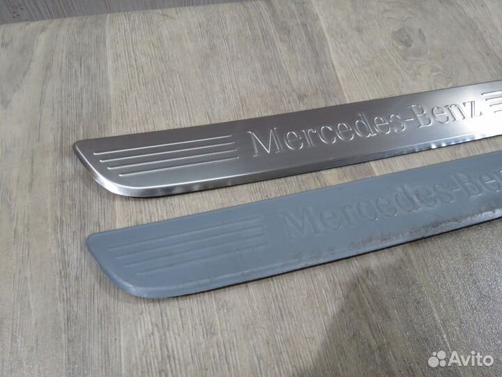Накладка порога Mercedes Benz W205