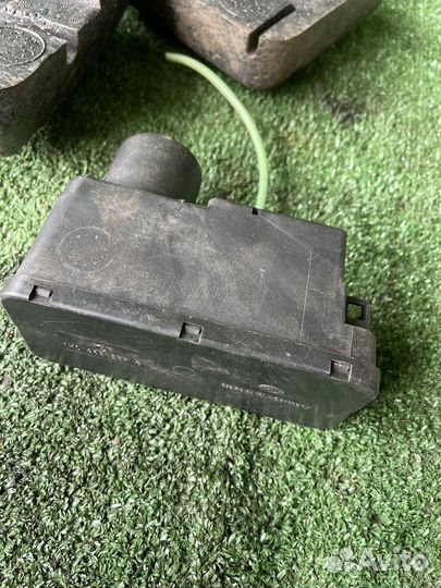 Умпрессон центрального замка VW Passat B4