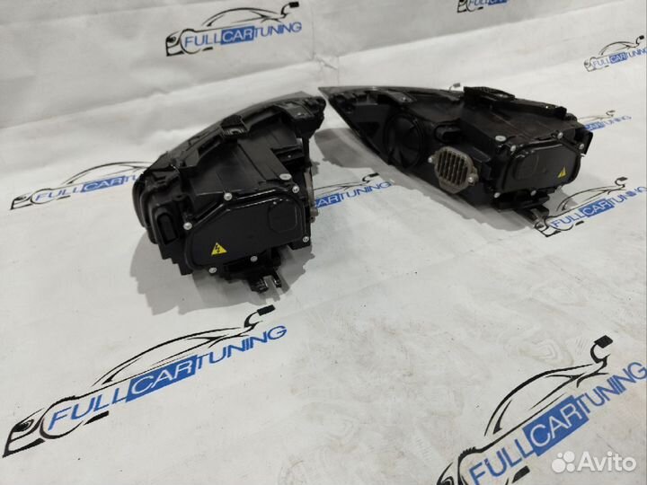 Audi Q3 фара правая левая ксенон рестайлинг