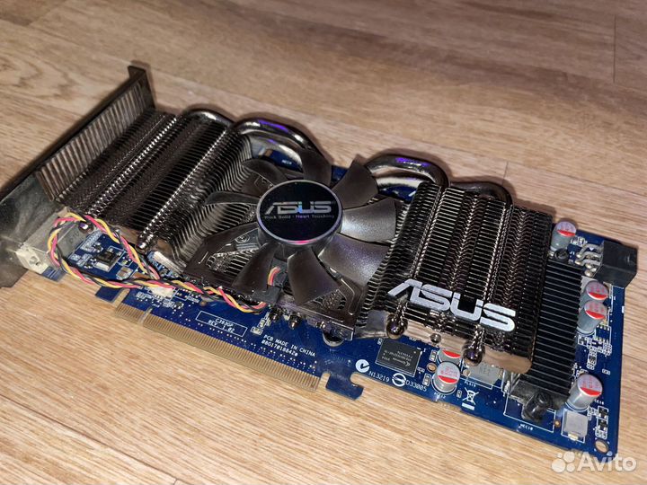 Asus Nvidia GTS 250 1Gb