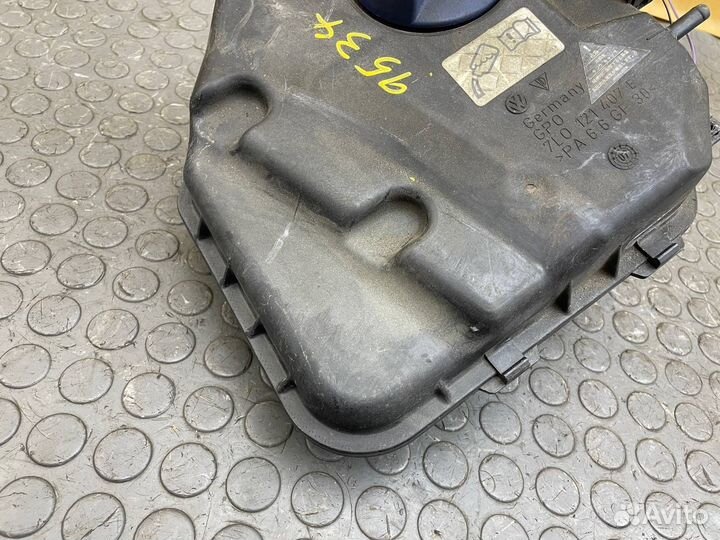 Бачок расширительный Volkswagen Touareg 7L BHK 3.6