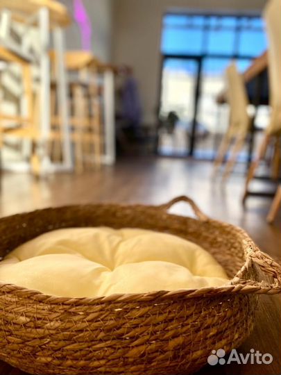 Корзина лежанка для кошек и собак