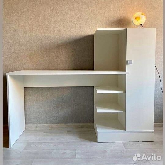 Детский письменный стол