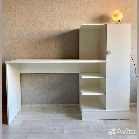 Детский письменный стол