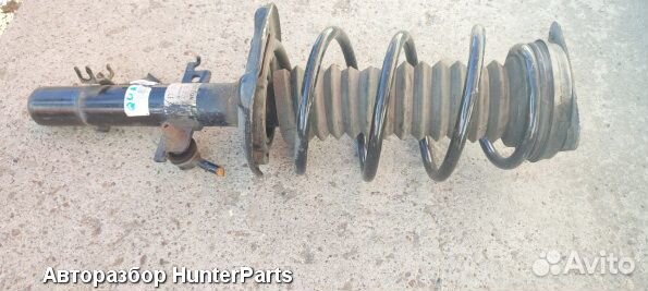 Nissan Qashqai J11 2013- стойка передняя левая