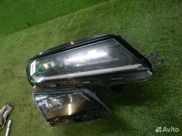 Фара правая Skoda Kodiaq