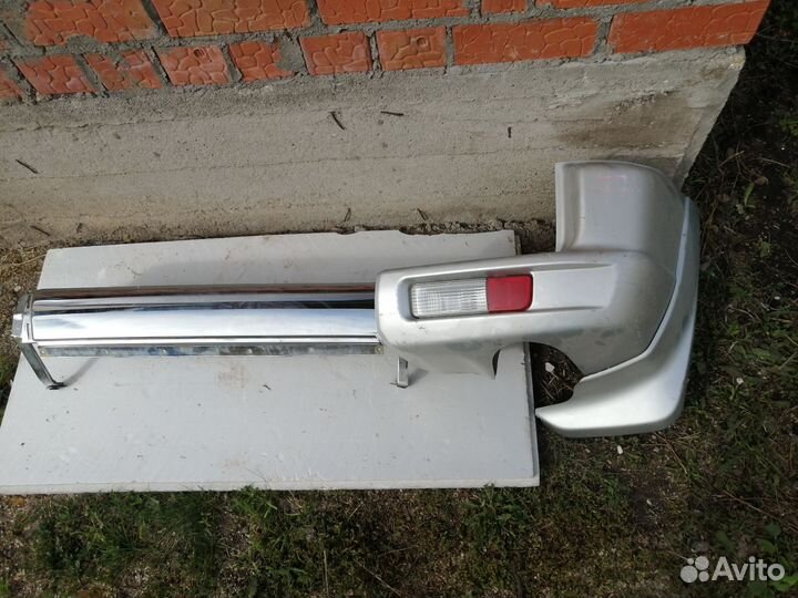 Задний бампер Mitsubishi Pajero V65W