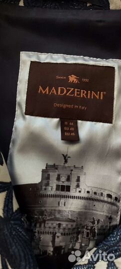 Лений укороченный плащ