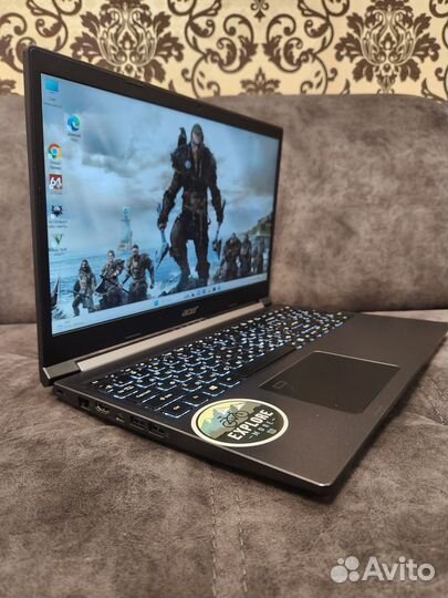 Игровой ноутбук 12ядер 8gb SSD gtx1650 4gb