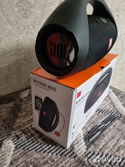 Портативная колонка JBL BoomBox