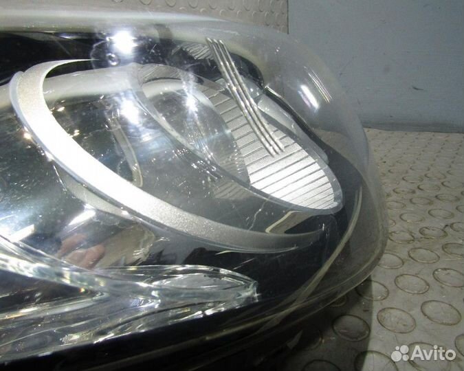 Hyundai ix35 Фара правая