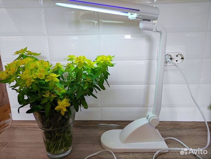 Лампа настольная