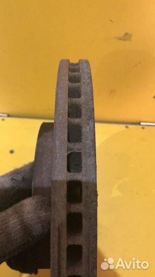 Диск тормозной передний Kia Cerato II 2008–2013