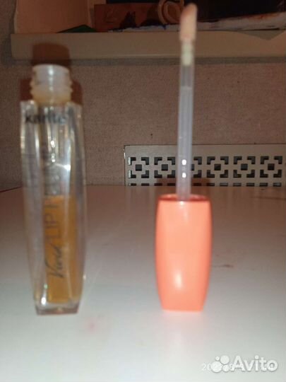 Плампер для губ