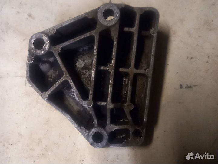 Opel astra g кронштейн крепления кондиционера