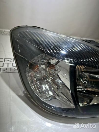 Фара правая Kia Rio 2 JB G4EE 2011