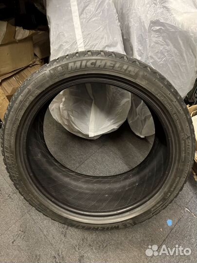 Michelin X-Ice North 245/40 R18