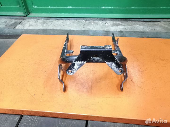 Кронштейн заднего крыла Сова Курьер