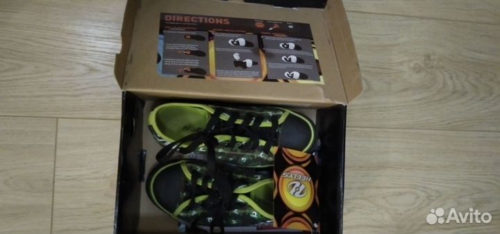 Роликовые кеды