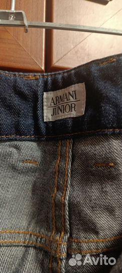 Джинсы armani