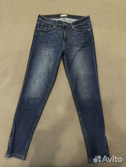 Джинсы скини женские 38(28) р-р 3 шт