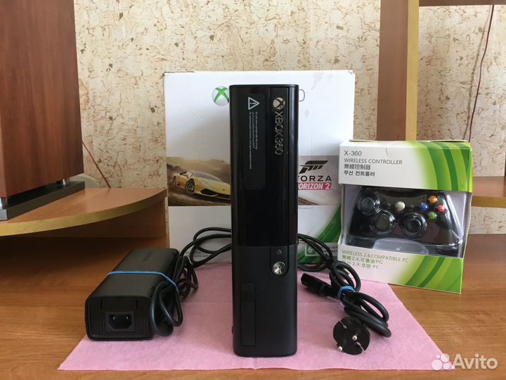 Xbox 360 slim E/500GB/В хорошем состоянии/19 Игр