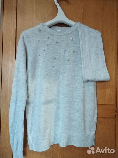 Кофточка на девочку рост примерно 130-140 см