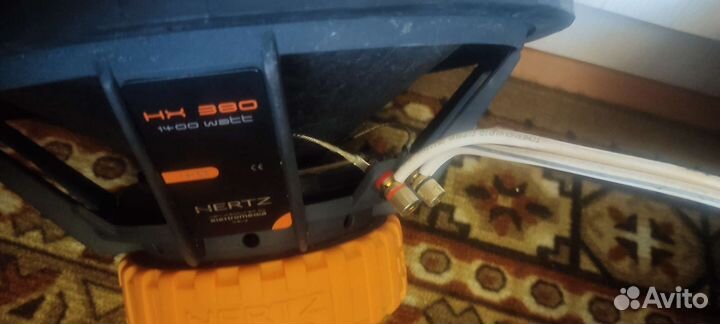 Сабвуфер Hertz HX 380