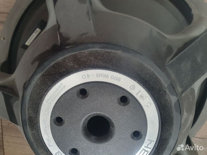 Динамик для сабвуфера