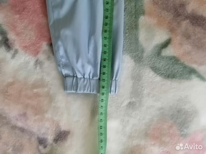 Ветровка для девочки