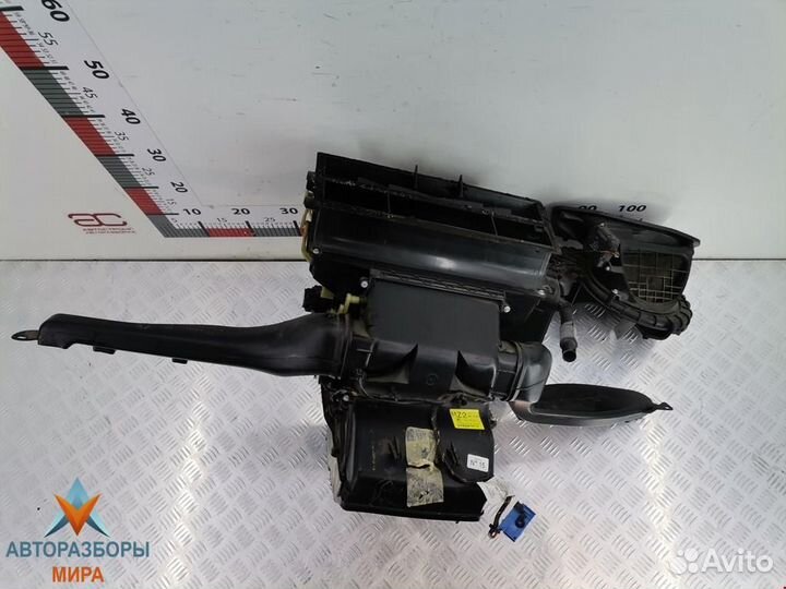 Отопитель в сборе (печка) Opel Astra 13227511