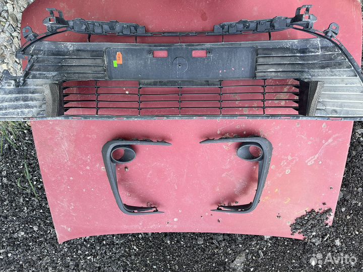 Решетка corolla 180