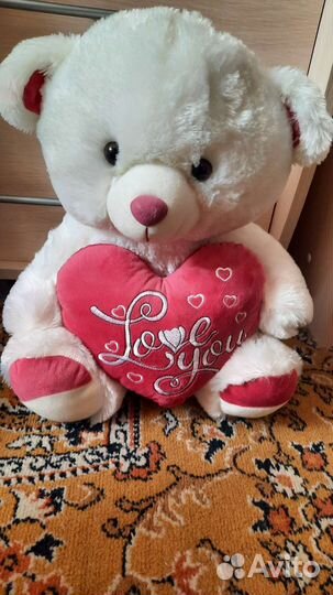 Плюшевый медведь