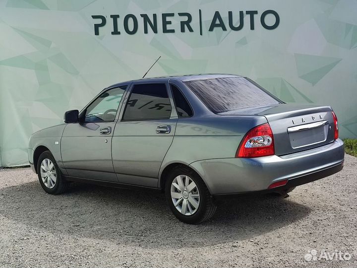 LADA Priora 1.6 МТ, 2010, 241 993 км